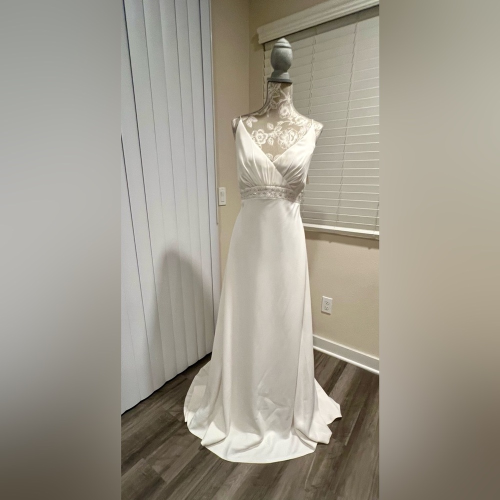 Galina Ivory Gown